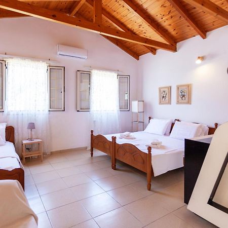 Retzos Rooms Himarë Exterior foto
